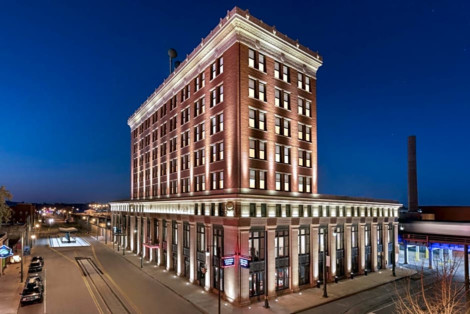 The Central Station Memphis, Curio Collection by Hilton