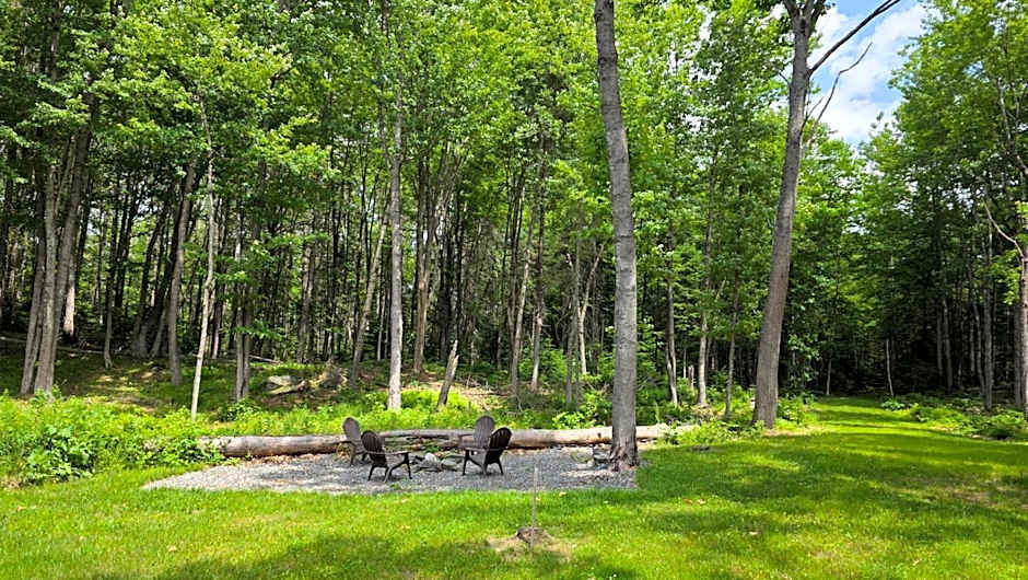 Abbot Trailside Lodging