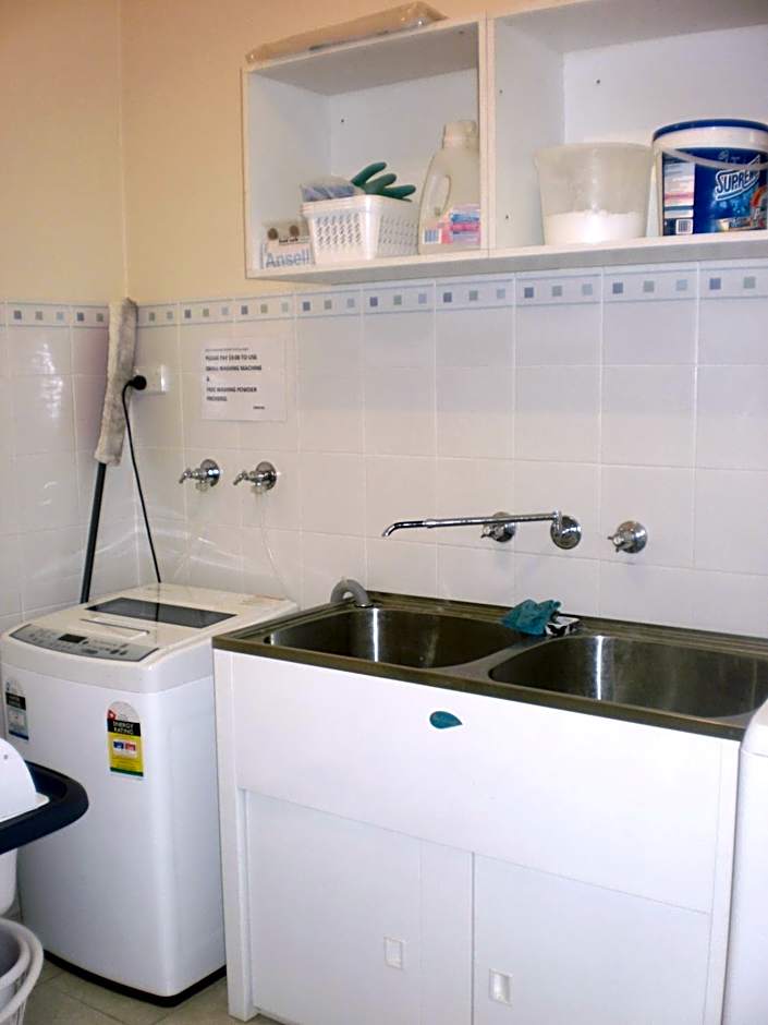 Molika Springs Motel