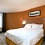 Holiday Inn Express & Suites Tremblant By IHG