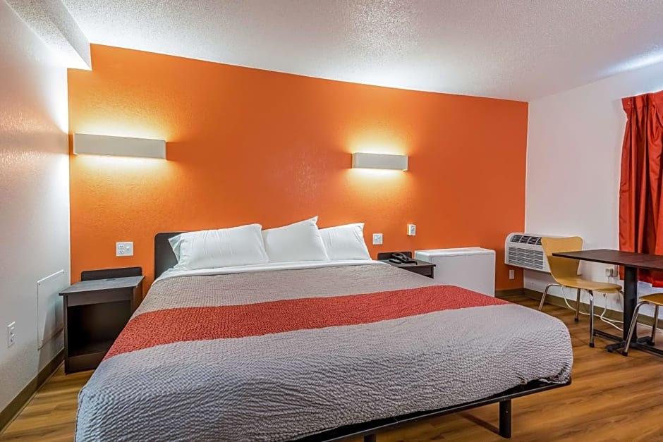 Motel 6-Schenectady, NY