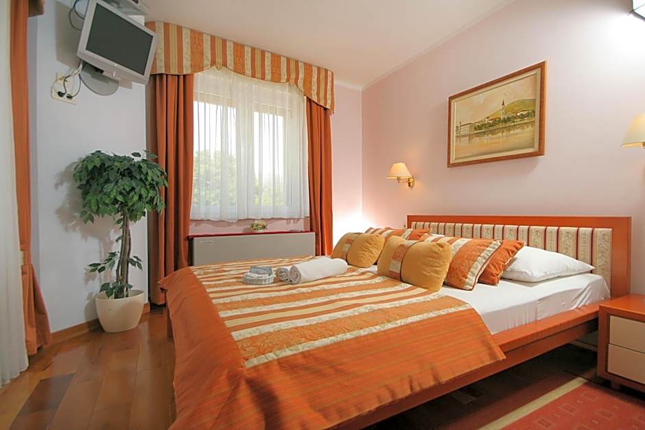Hotel Trogir