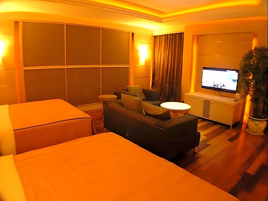 Changsing Business Motel