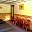 Villa Sunshine / Slunečna Vila