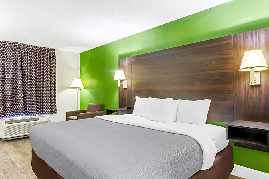 Quality Inn & Suites Ridgeland