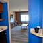 Holiday Inn Express & Suites Rochester by IHG