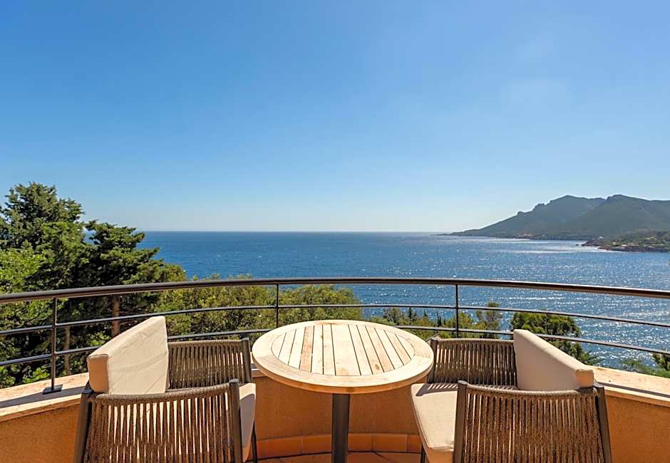 Tiara Miramar Beach Hotel & Spa