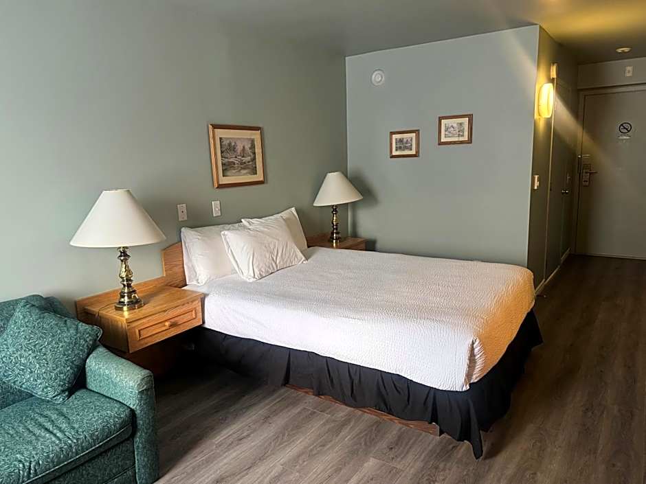 Travelodge by Wyndham Drummondville