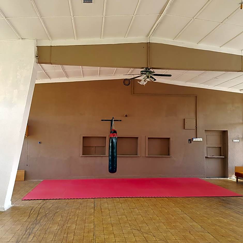 Ośrodek rodzinny "Pod Wydmami" PRZY PLAŻY , PLAC ZABAW , ROWERY