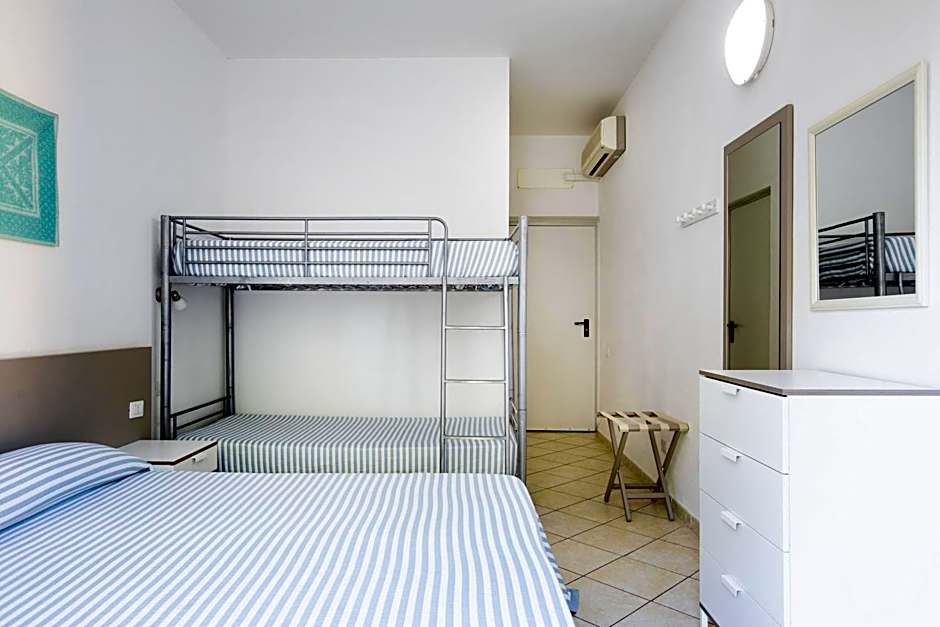 Photo 1 of 11 of Quadruple Room