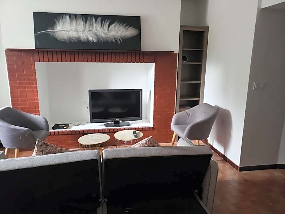 Chambres meublées et spacieuses