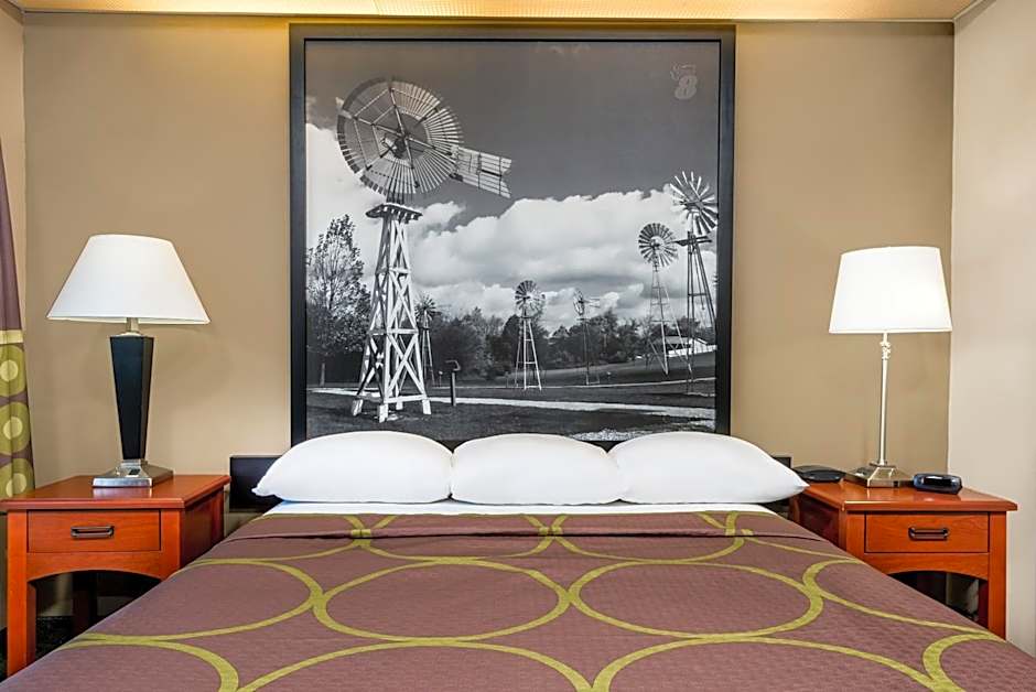 Super 8 by Wyndham Jasper