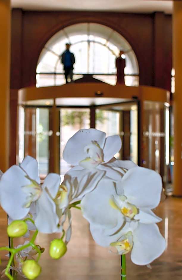 Bedford Hotel & Congress Centre