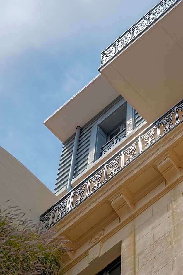 Hotel C2