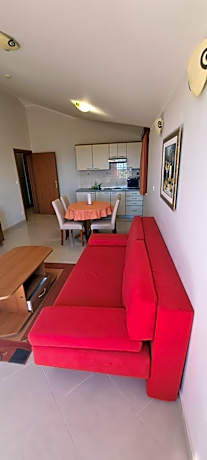 One-Bedroom Deluxe Apartment