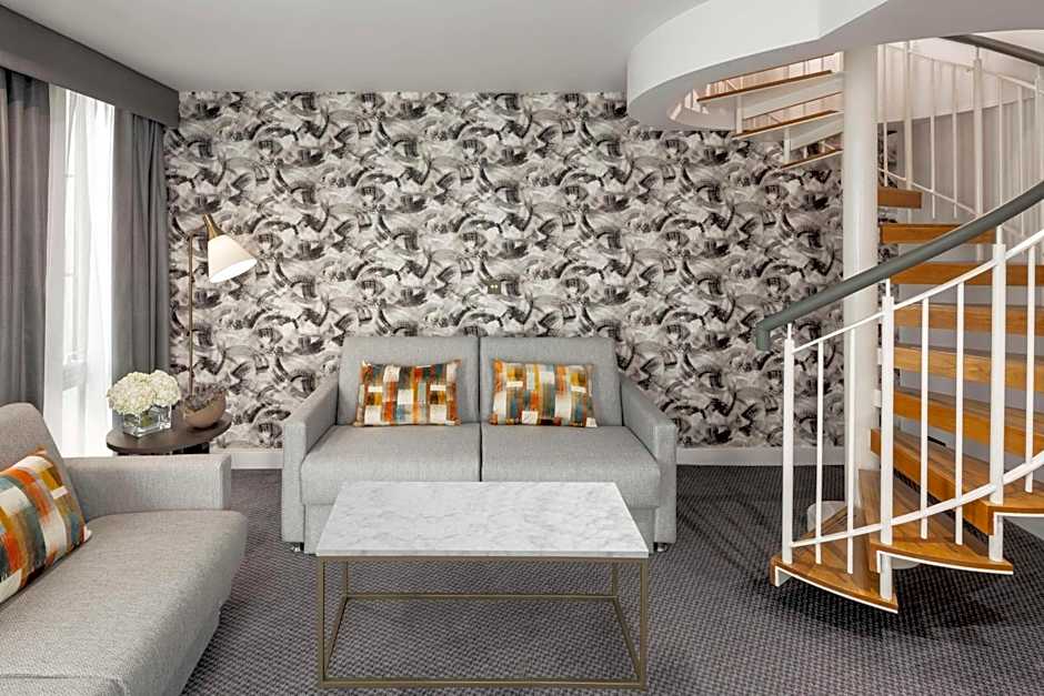 DoubleTree By Hilton Manchester Piccadilly Place