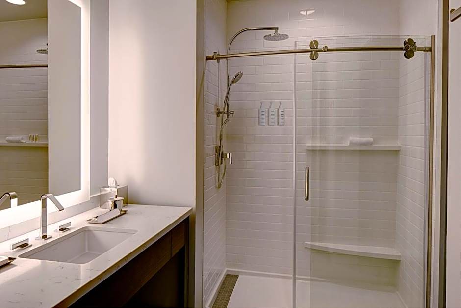 Archer Hotel Seattle/Redmond
