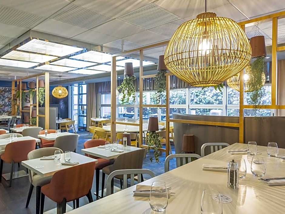 Mercure Paris Massy Gare TGV