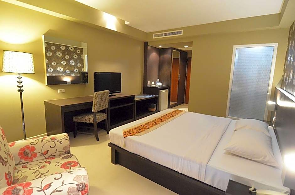 Welcome Plaza Hotel