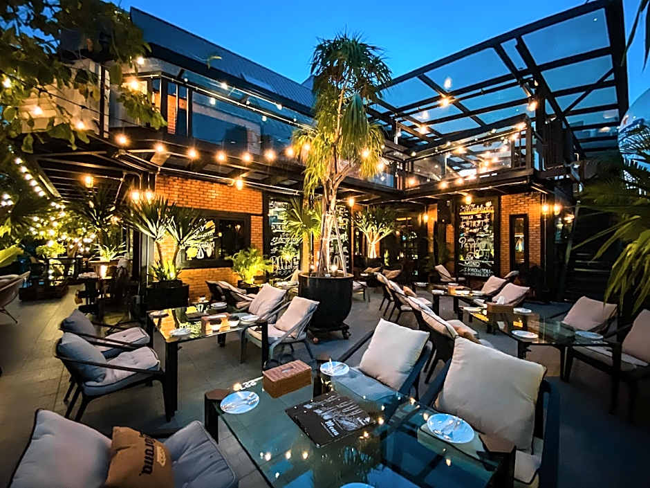 Letana Hotel Samuprakarn