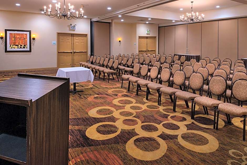 Holiday Inn Dublin - Pleasanton By IHG