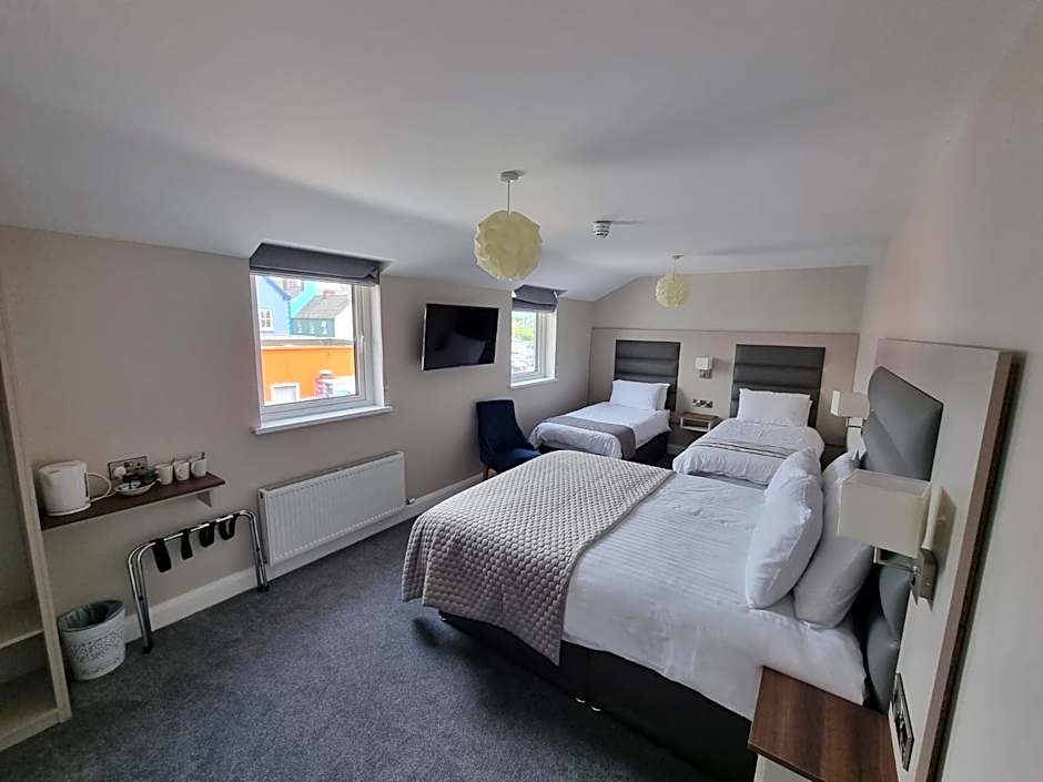 Photo 1 of 1 of Quadruple Room