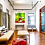 Yu Cafe Hostel