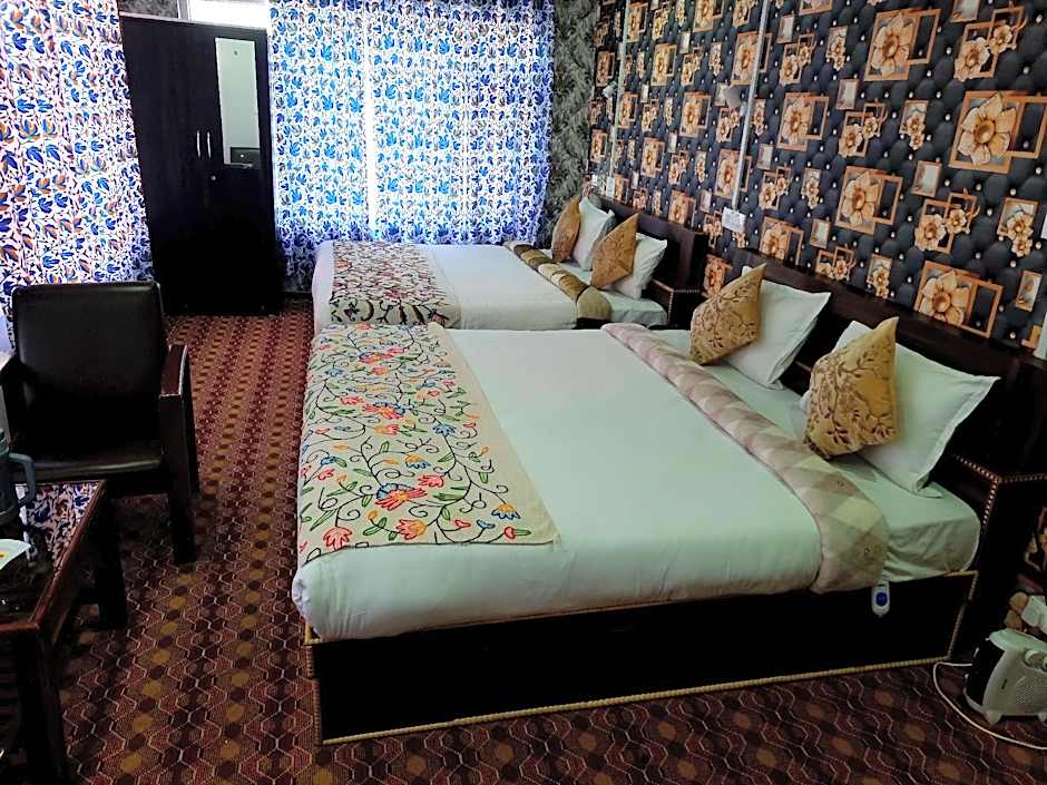New Relax Inn