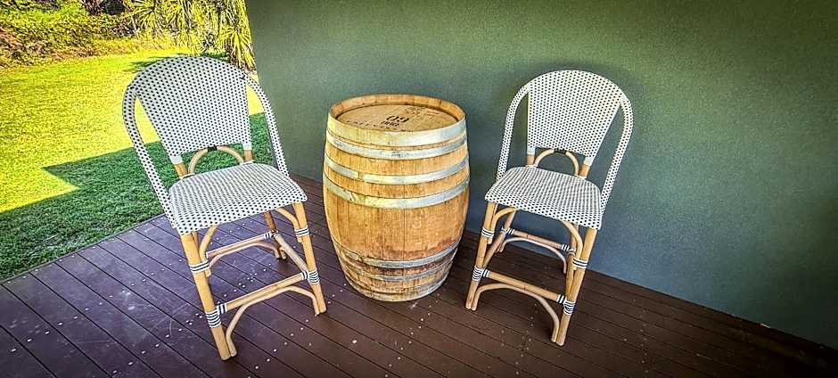 Agnes Water Stays over18's