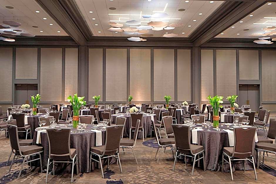 Renaissance Atlanta Waverly Hotel & Convention Center