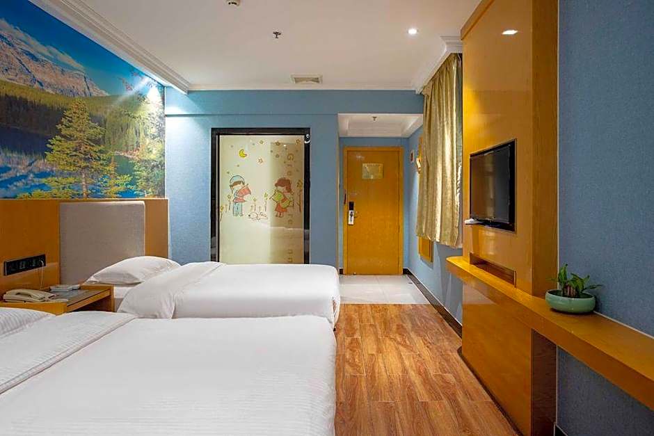 GreenTree Inn Jiangyin Zhouzhuang Shiji Avenue Business Hotel