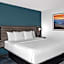 La Quinta Inn & Suites by Wyndham Greensboro