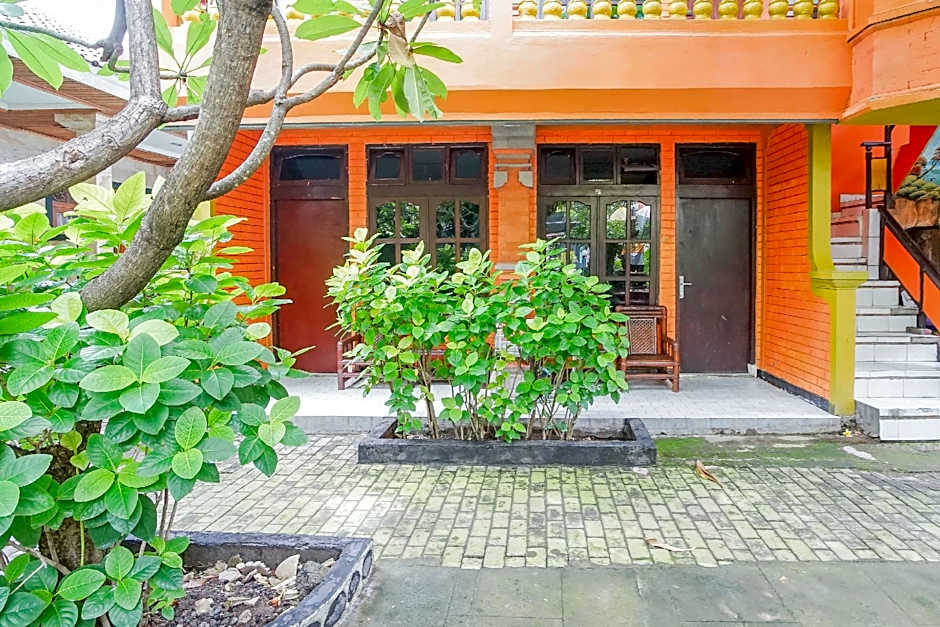 Mahendra Beach Inn