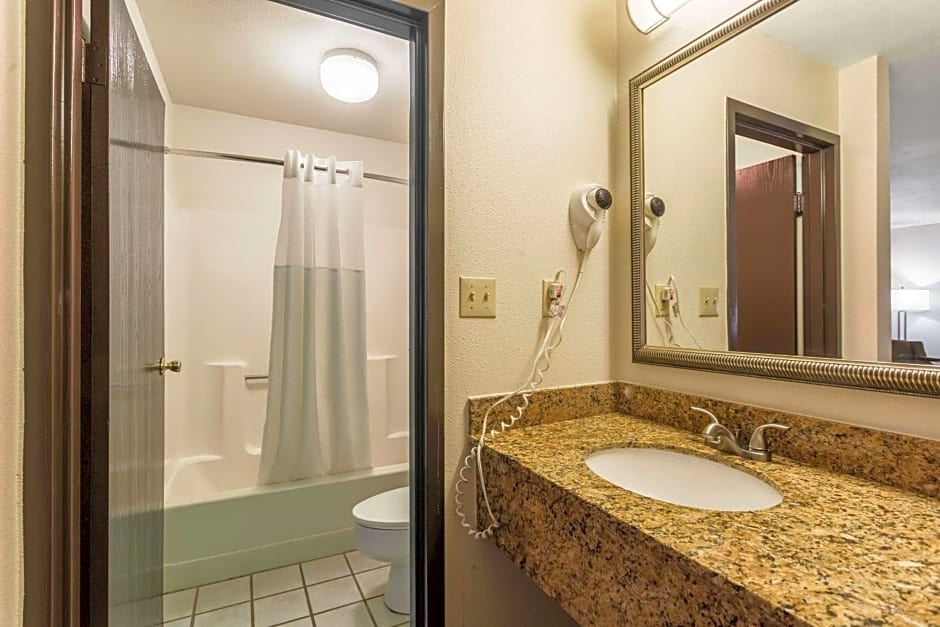 Quality Inn Tupelo