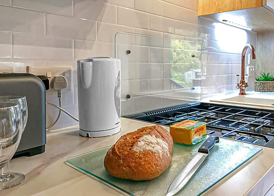 Ogwen Bank Caravan And Lodge Park