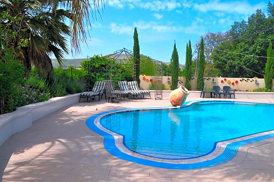 Arbel Guest House Shavit Family