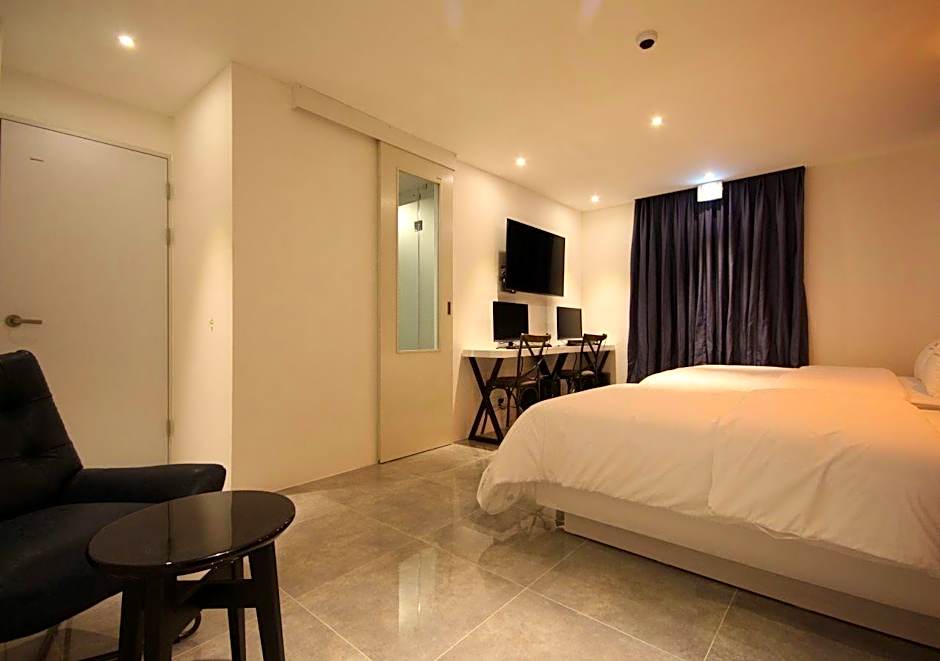 SOYU Hotel