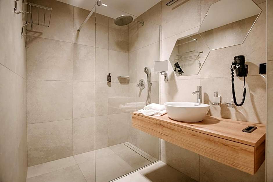 RM Hotel Wellness & Congress
