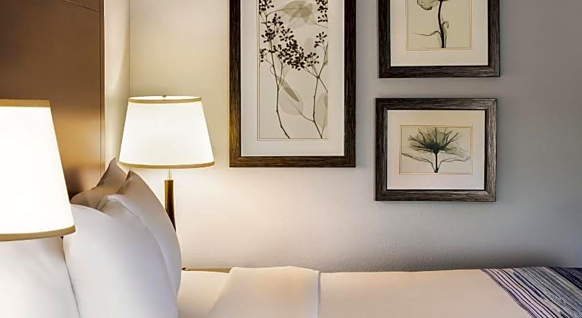 AmericInn by Wyndham Madison West