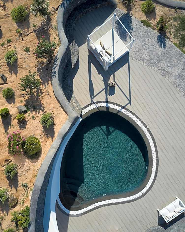 Danae Suites Santorini