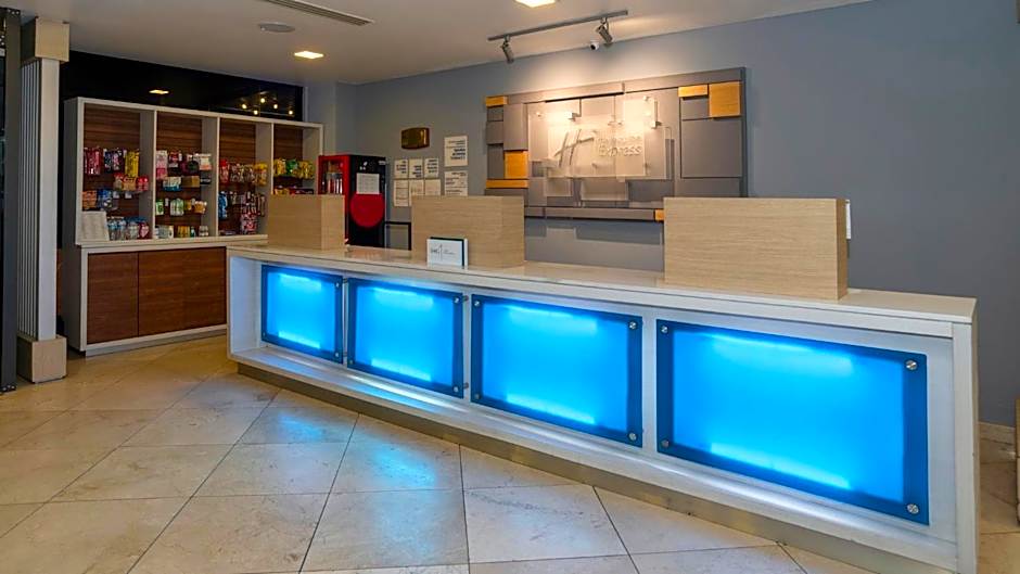 Holiday Inn Express Mexico Santa Fe By IHG