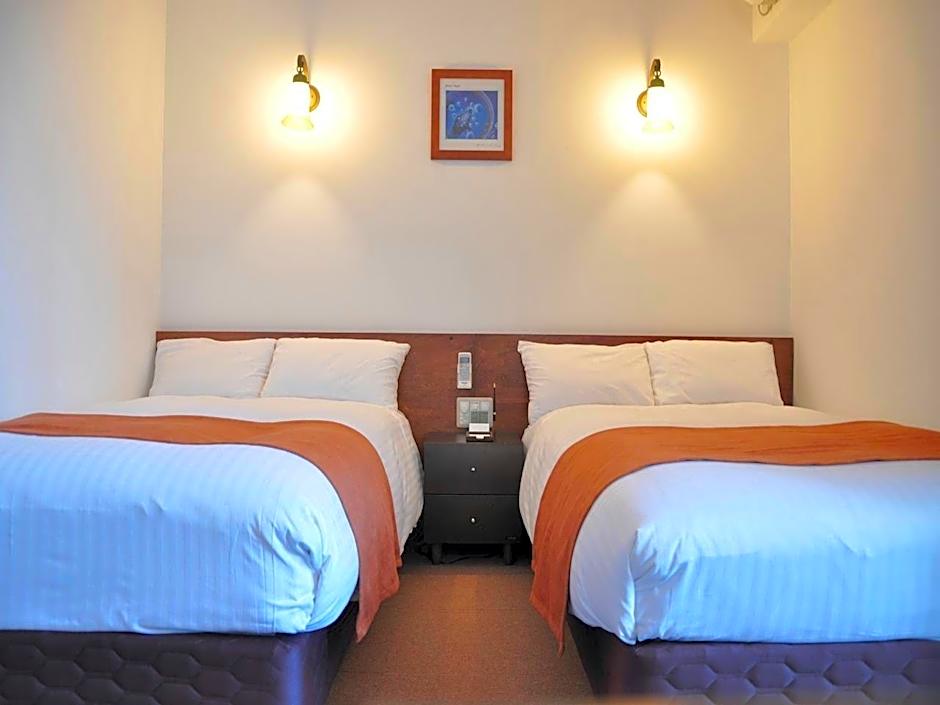 HOTEL NOAH