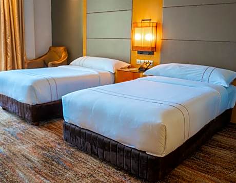 Premier King (River View)