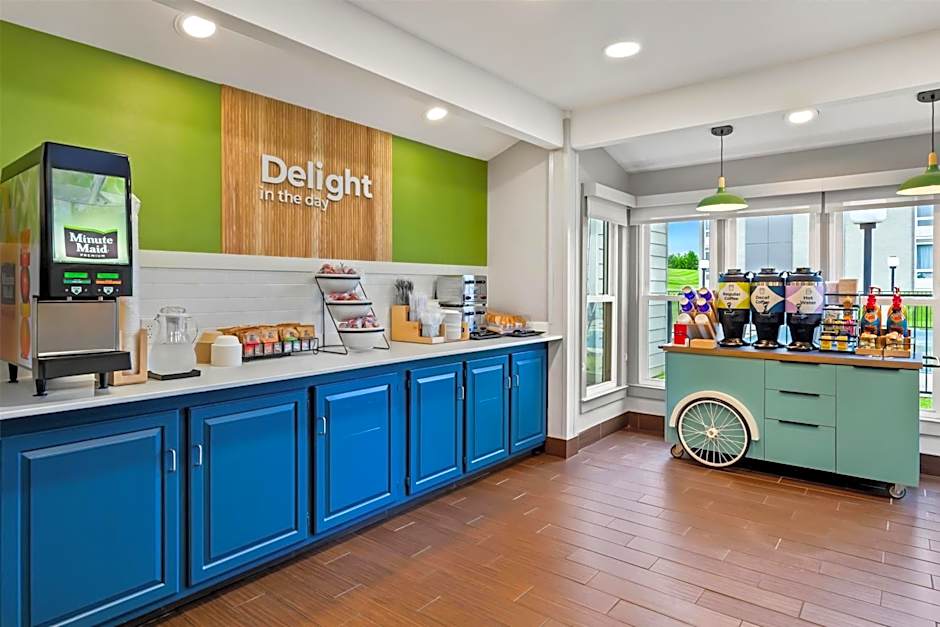 Spark by Hilton Wytheville Holston Rd I 81