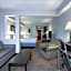 Holiday Inn Express & Suites Laurel Lakes By IHG