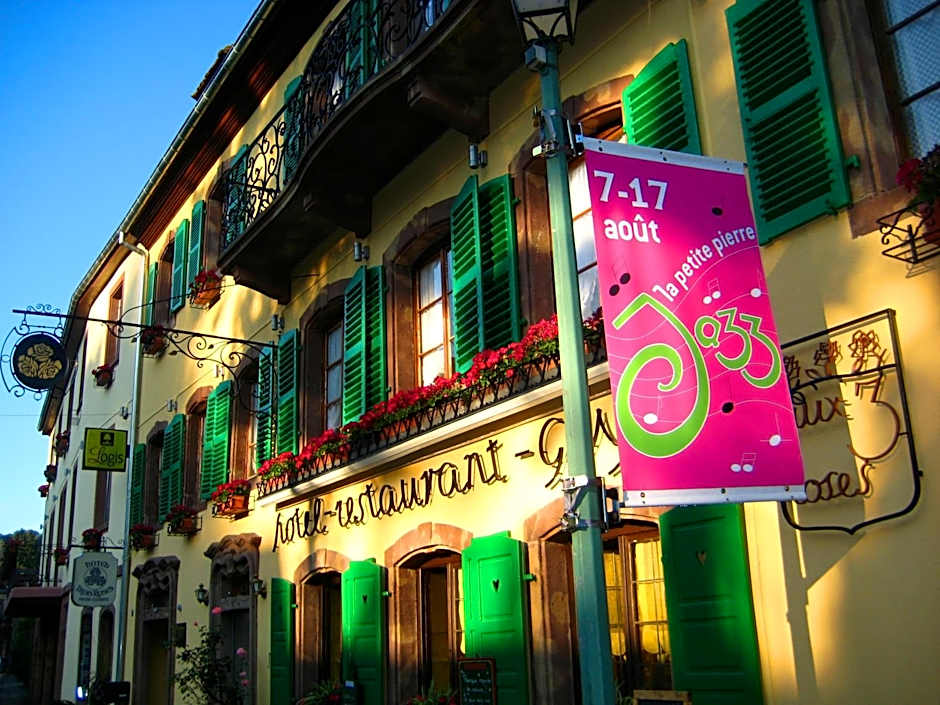 Logis Hôtel-Restaurant Aux Trois Roses