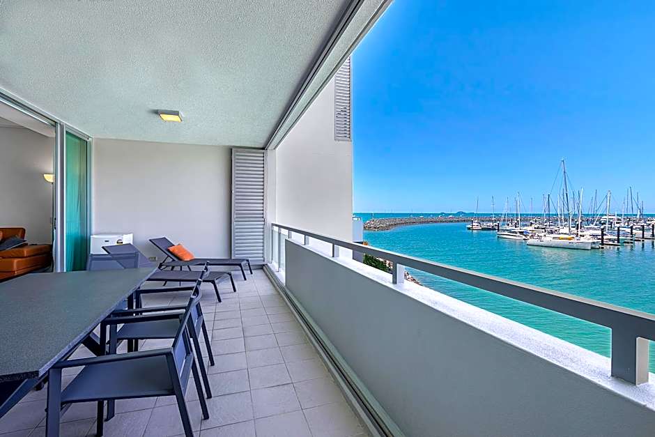 Peninsula Airlie Beach