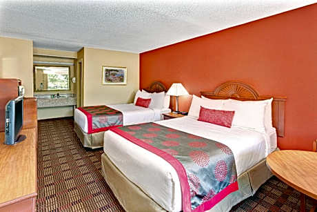 2 Double Beds Non-Smoking