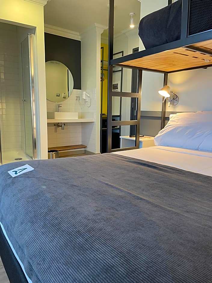 Photo 1 of 5 of Budget Triple Room