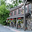 Inn on The Creek
